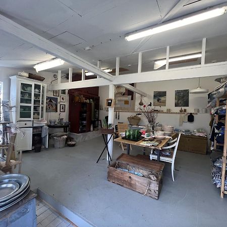 Harrys Hardware Home Brösarp 외부 사진